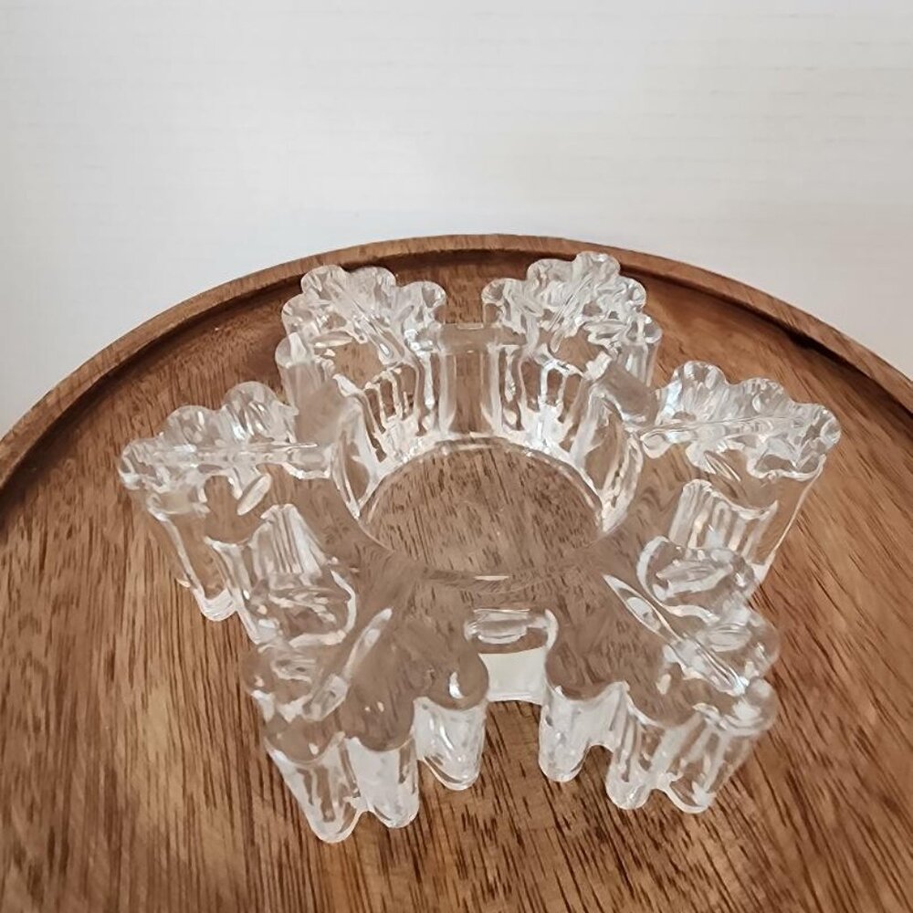 Snowflake clear glass tea candle holder 4.5" across, 1" tall